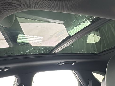 Used 2025 Genesis GV70 3.5T Sport image 36