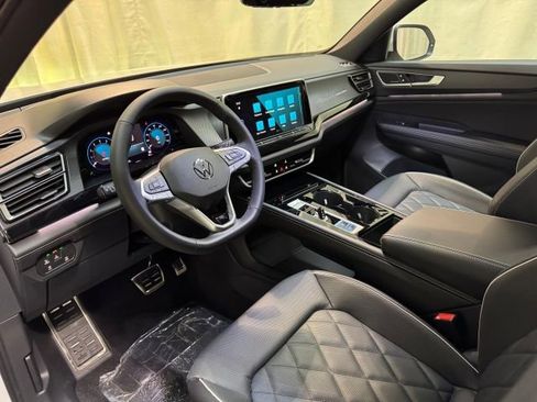 New 2026 Volkswagen Atlas Cross Sport SEL Premium R-Line image 14