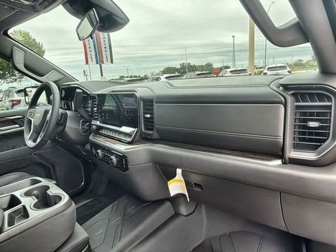 Certified 2023 Chevrolet Silverado 1500 LT w/ Z71 Off-Road Package AWD/4WD image 28