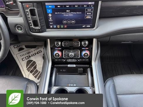 Used 2021 GMC Yukon XL Denali w/ Advanced Technology Package AWD/4WD image 31