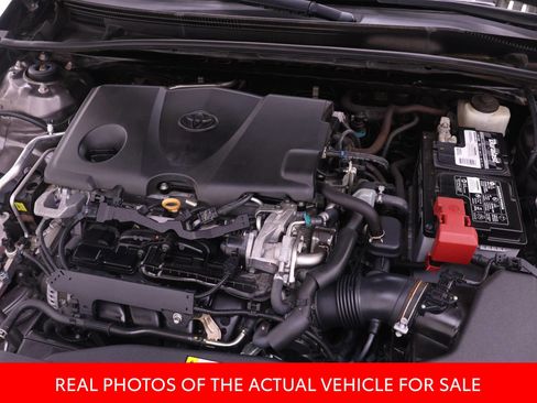 Certified 2018 Toyota Camry SE w/ Convenience Package FWD image 17