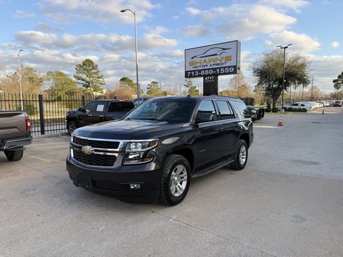 Used 2015 Chevrolet Tahoe LT w/ Luxury Package RWD image 48