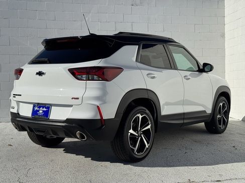 Used 2023 Chevrolet TrailBlazer RS image 12