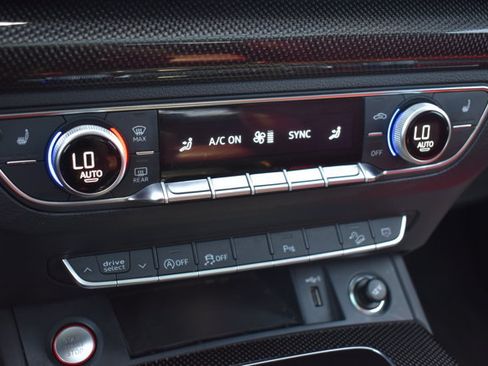 Used 2024 Audi SQ5 Premium Plus AWD/4WD image 16