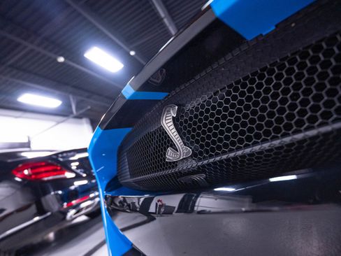 Used 2022 Ford Mustang Shelby GT500 w/ Carbon Fiber Track Pack RWD image 64