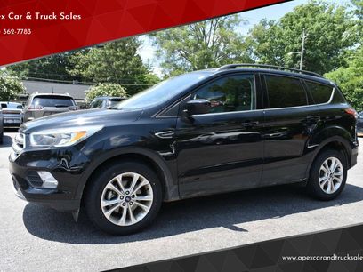 Used 2018 Ford Escape SE w/ SE Sync 3 Package