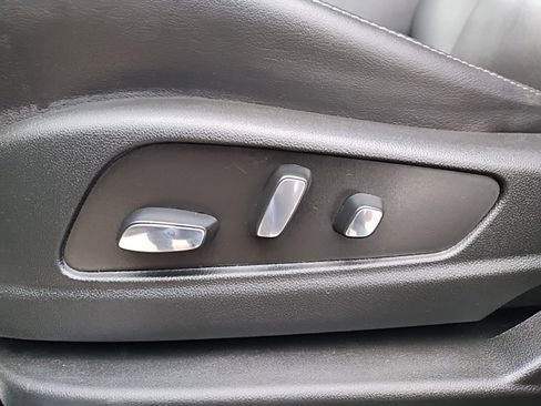 Used 2023 Cadillac XT5 Premium Luxury image 27