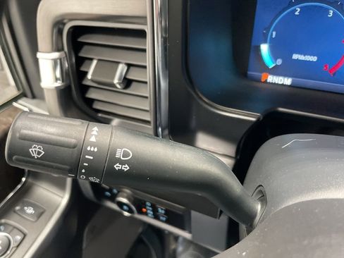 Used 2024 Ford F250 Lariat w/ Sport Appearance Package image 40