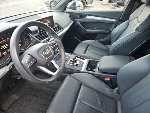 Used 2020 Audi Q5 2.0T Titanium Premium Plus image 23
