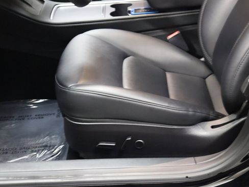 Used 2023 Tesla Model 3 Standard Range image 24