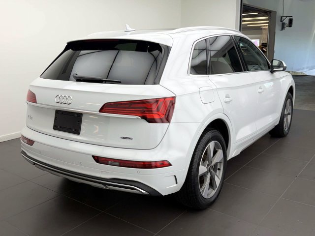 Certified 2023 Audi Q5 Premium Plus w/ Premium Plus Package AWD/4WD image 7