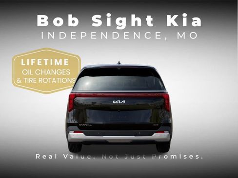 New 2026 Kia Carnival EX FWD image 5