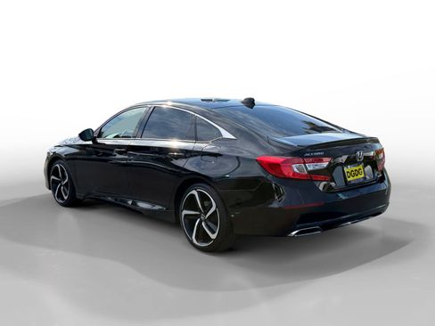 Used 2022 Honda Accord Sport image 3