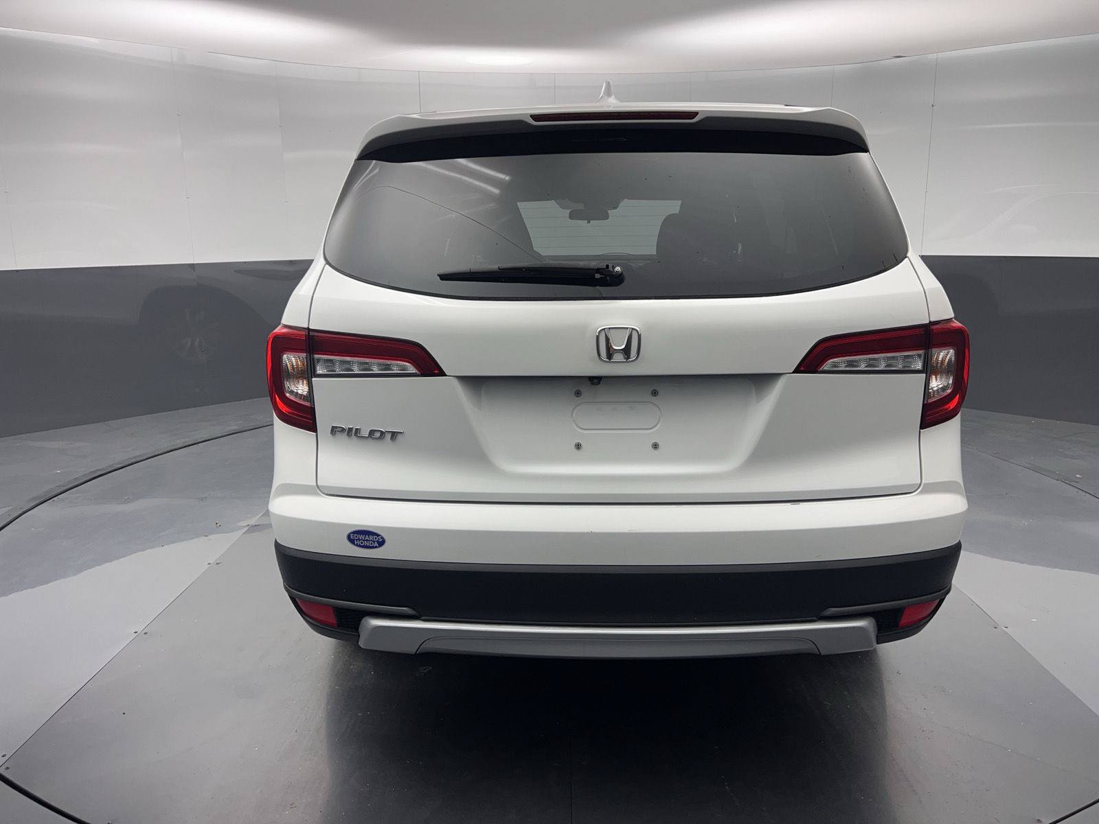 Used 2021 Honda Pilot EX image 6