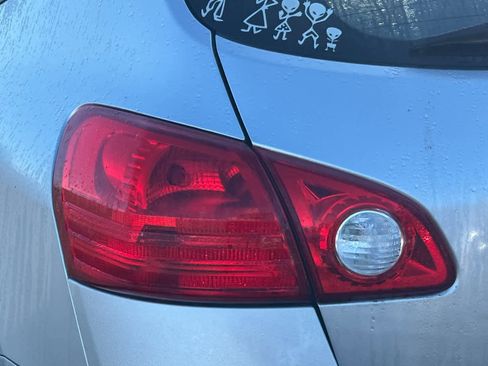 Used 2010 Nissan Rogue S image 15