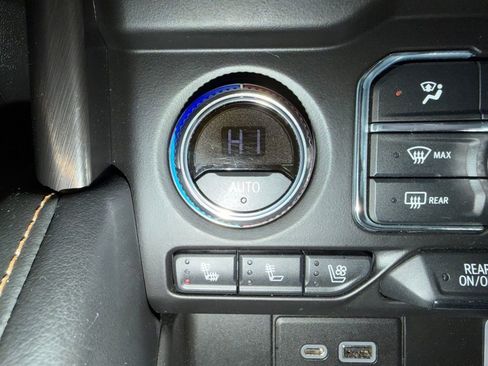 Certified 2022 GMC Yukon AT4 image 31