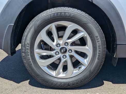 Used 2017 Hyundai Tucson SE AWD/4WD image 44
