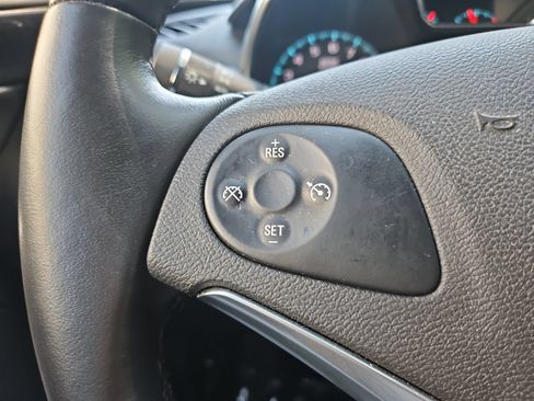 Used 2016 Chevrolet Impala LT FWD image 29