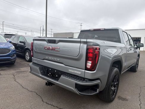 Used 2024 GMC Sierra 1500 Elevation AWD/4WD image 2