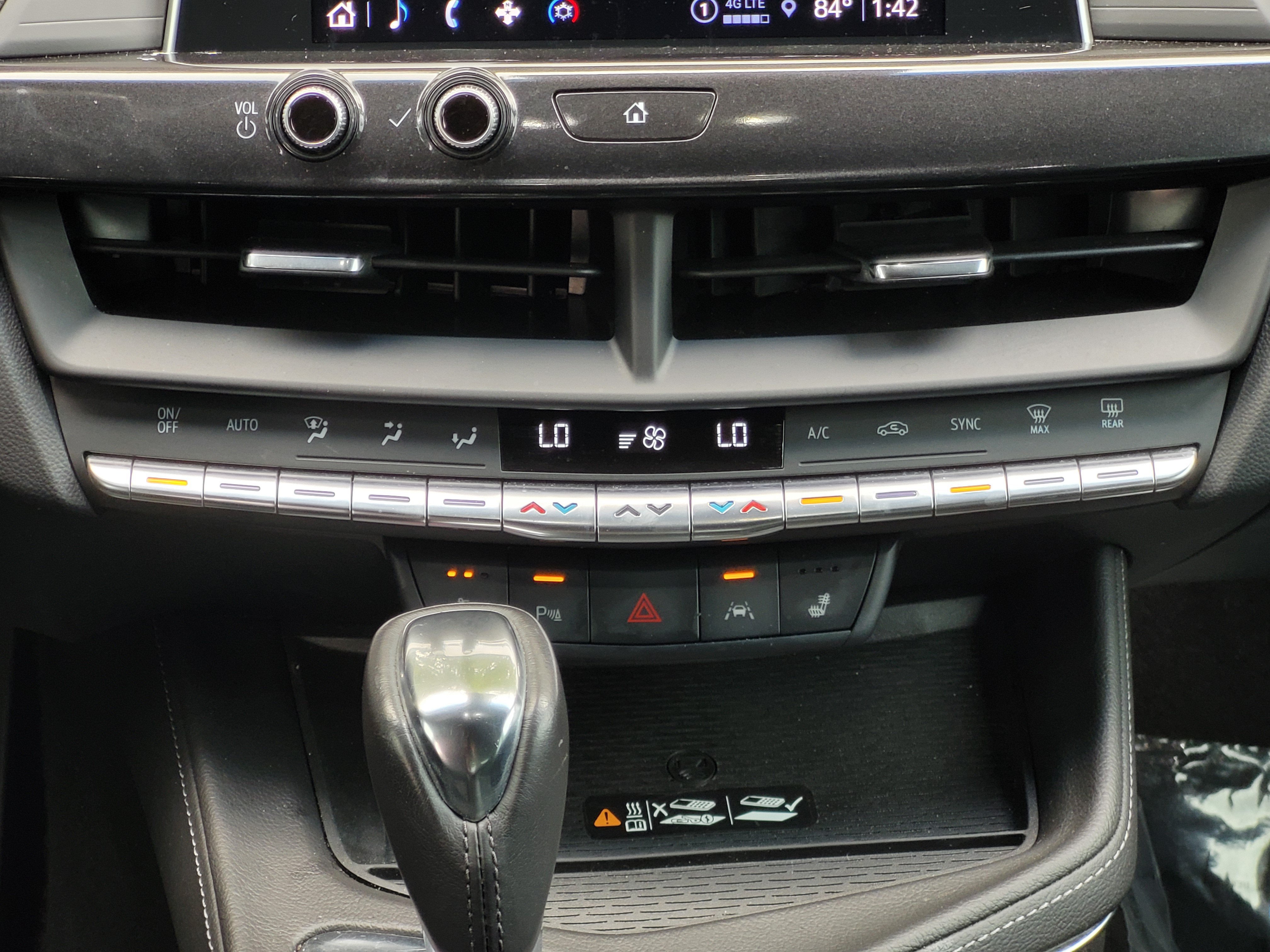 Used 2023 Cadillac CT4 Luxury w/ Cold Weather Package RWD image 17