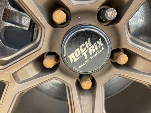 Used 2021 Jeep Wrangler Rubicon AWD/4WD image 38