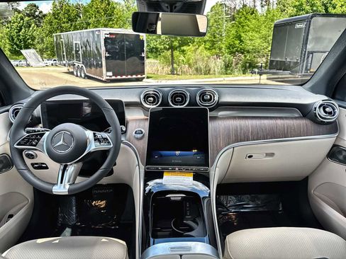 New 2026 Mercedes-Benz GLC 300 image 20