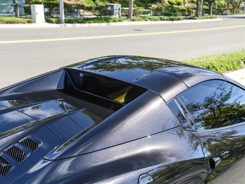 Used 2013 Ferrari 458 Spider RWD image 33