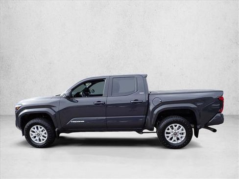 Used 2025 Toyota Tacoma SR5 AWD/4WD image 2
