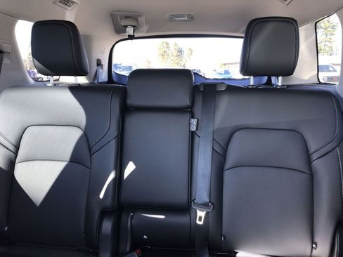 New 2026 Nissan Pathfinder SL image 21