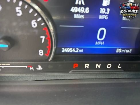 Used 2022 Ford Explorer XLT w/ Equipment Group 202A AWD/4WD image 14