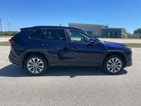 Used 2023 Toyota RAV4 XLE Premium AWD/4WD image 2