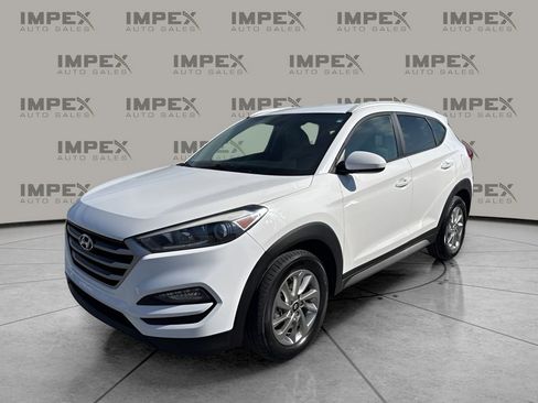 Used 2017 Hyundai Tucson SE FWD image 1