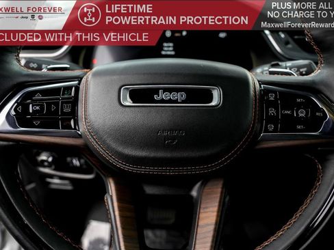 Used 2022 Jeep Grand Cherokee Summit image 16