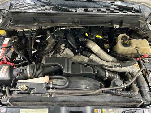 Used 2015 Ford F350 XL w/ Power Equipment Group image 13