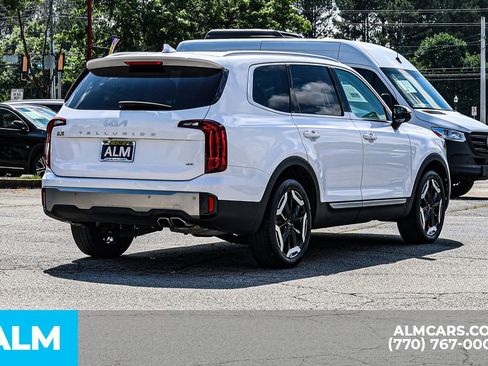 Used 2025 Kia Telluride S AWD/4WD image 6