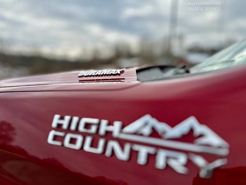 Used 2021 Chevrolet Silverado 1500 High Country w/ Technology Package image 11