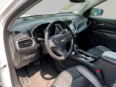 Used 2022 Chevrolet Equinox Premier FWD image 19