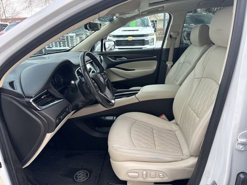 Certified 2022 Buick Enclave Avenir w/ Avenir Technology Package image 18