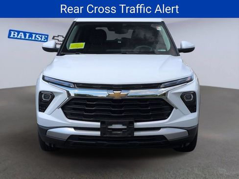 Used 2024 Chevrolet TrailBlazer LT AWD/4WD image 9