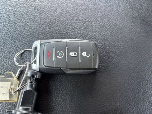 Used 2025 RAM 2500 Big Horn AWD/4WD image 22
