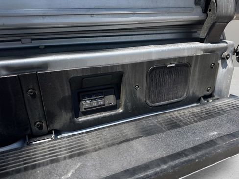 Used 2024 GMC Sierra 2500 AT4X w/ AT4X AEV Edition AWD/4WD image 8