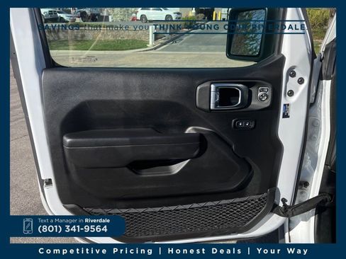 Used 2023 Jeep Wrangler Unlimited w/ 8.4" Radio Group image 10