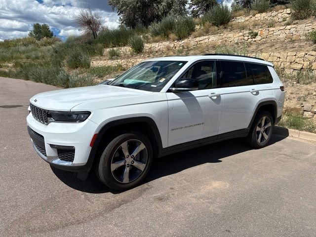 Used 2021 Jeep Grand Cherokee L Limited AWD/4WD image 2
