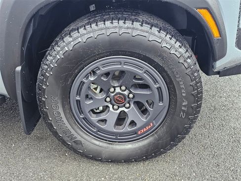Used 2025 Nissan Frontier PRO-4X w/ Pro Premium Package image 33