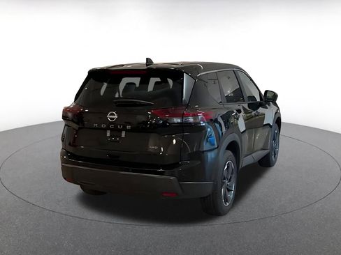 Used 2025 Nissan Rogue SV AWD/4WD image 14