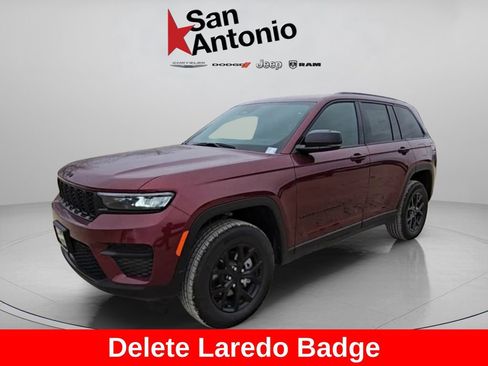 New 2025 Jeep Grand Cherokee Altitude RWD image 7