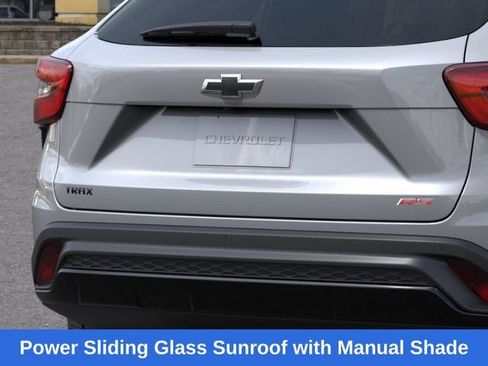 New 2026 Chevrolet Trax RS w/ Sunroof Package FWD image 15