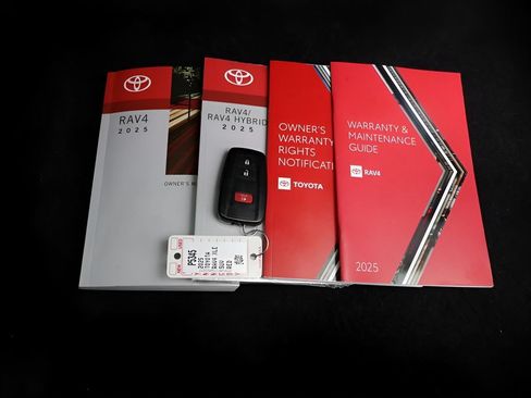 Certified 2025 Toyota RAV4 XLE AWD/4WD image 41