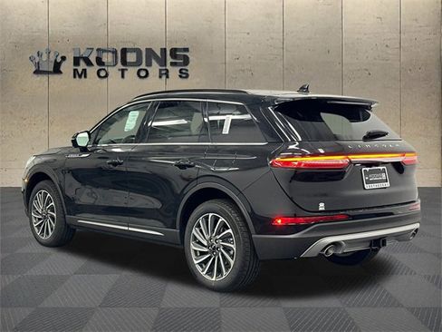 New 2026 Lincoln Corsair Reserve w/ Towing Package image 6