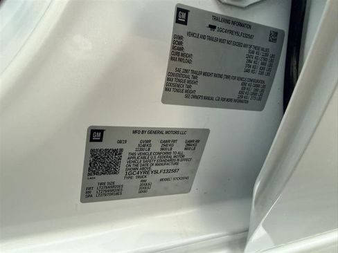 Used 2020 Chevrolet Silverado 2500 High Country w/ Technology Package image 36